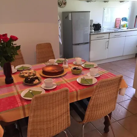 Διαμέρισμα Dr-ross-str-14-schulzes-hues-eg