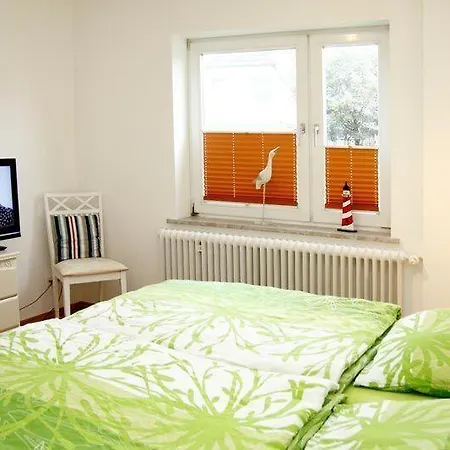 Dr-ross-str-14-schulzes-hues-eg Διαμέρισμα