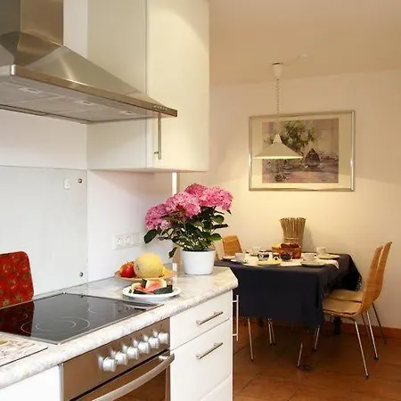 Διαμέρισμα Dr-ross-str-14-schulzes-hues-eg *