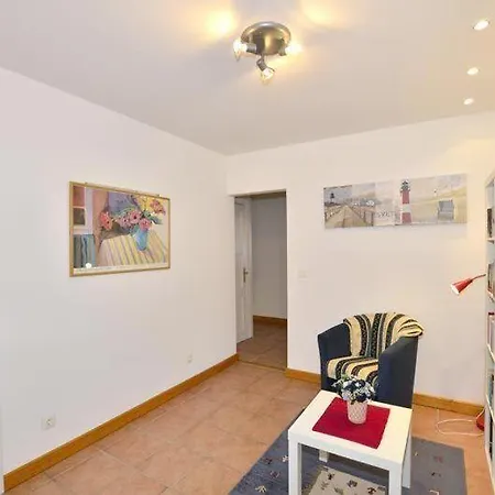 Dr-ross-str-14-schulzes-hues-eg Διαμέρισμα *