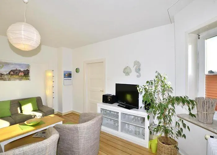 Dr-ross-str-14-schulzes-hues-eg * Westerland